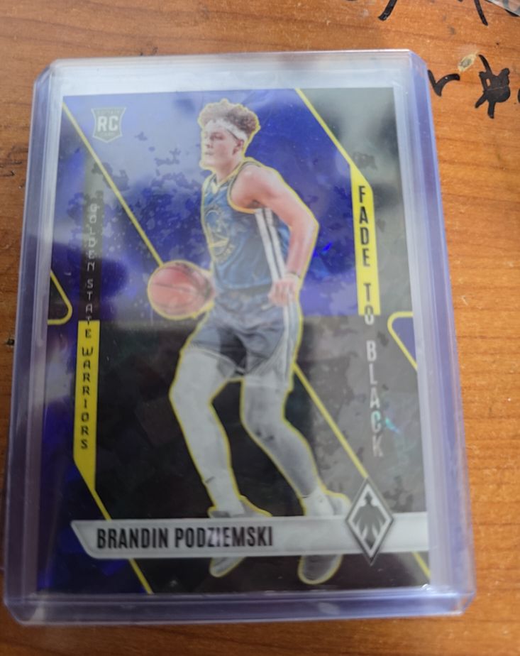 2023-24 Panini Phoenix #7 Brandin Podziemski Fade to Black — front