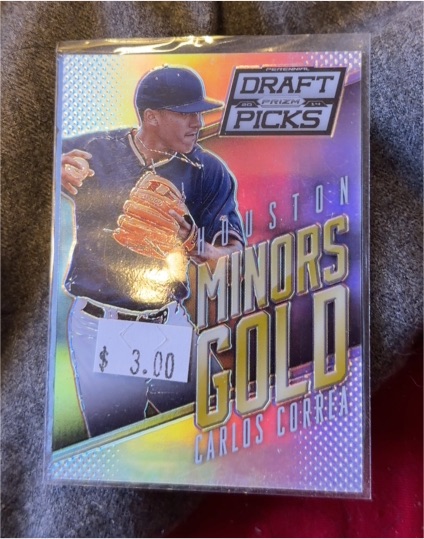 2014 Panini Prizm Draft Picks #28 Carlos Correa Minors Gold — front