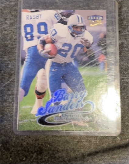 1999 Fleer Ultra #150 Barry Sanders — front