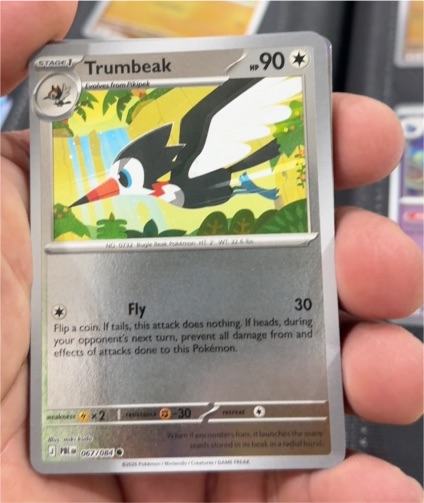 2016 The Pokémon Company Me05: Pitch Black #067 Trumbeak — front