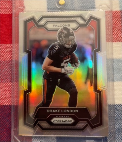2023 Panini Prizm #10 Drake London — front