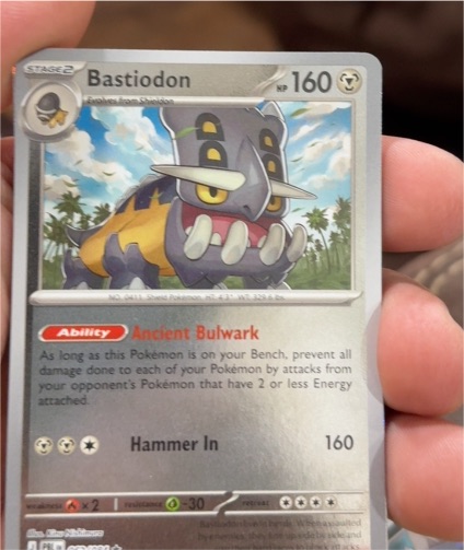 2022 Pokémon TCG #062 Bastiodon — front