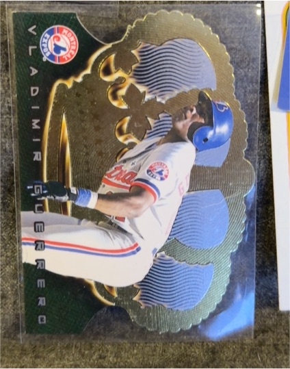 1999 Pacific Crown Royale #87 Vladimir Guerrero — front