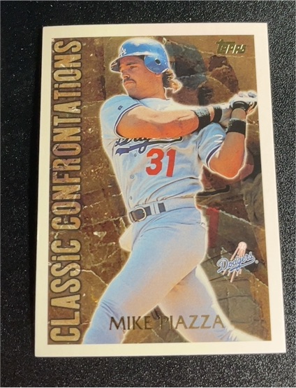 1996 Topps #CC10 Mike Piazza Classic Confrontations — front