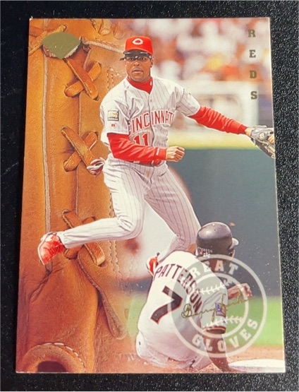 1995 Leaf Great Gloves #9 Barry Larkin — front