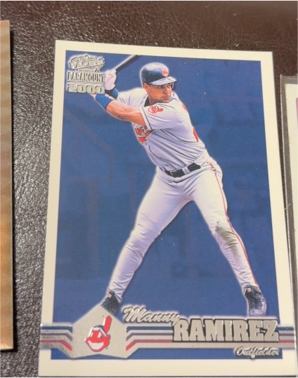 2000 Pacific Paramount #72 Manny Ramirez — front