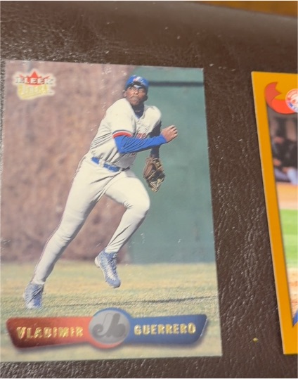 1995 Fleer #201 Vladimir Guerrero — front
