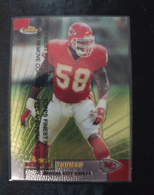 1998 Topps Finest #88 Derrick Thomas — front