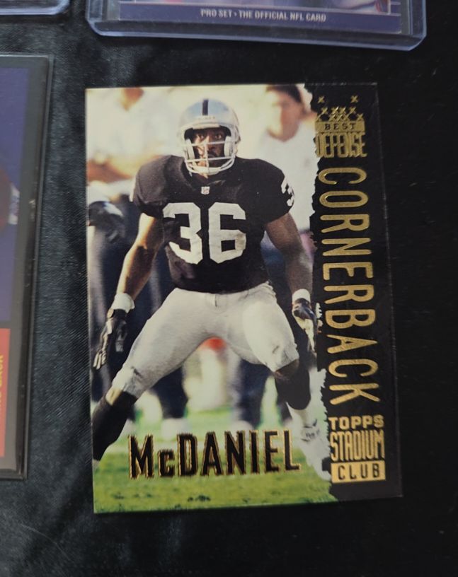 1994 Topps Stadium Club #443 Terry McDaniel — front