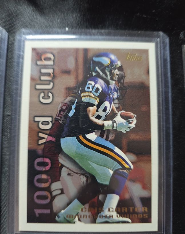1995 Topps #12 Cris Carter 1000 Yard Club Minnesota Vikings — front