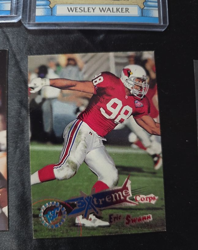 1995 Topps Stadium Club EXTREME CORPS #X181 Eric Swann — front