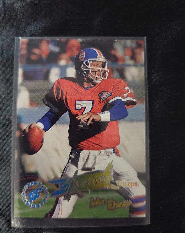 1995 Topps Stadium Club Extreme Corps #X189 John Elway — front