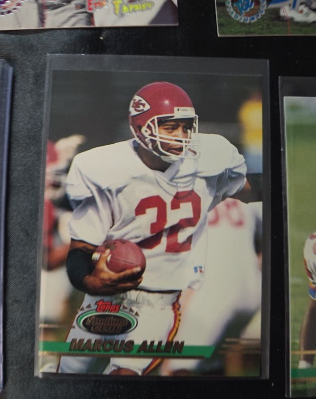 1993 Topps Stadium Club #471 Marcus Allen — front