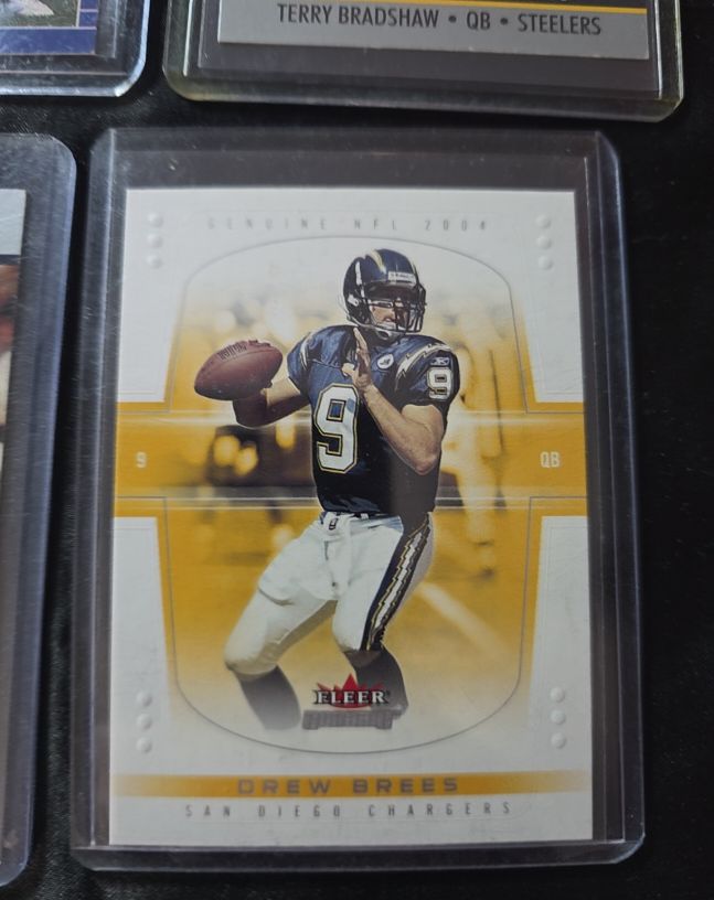 2004 Fleer Genuine #4 Drew Brees — front
