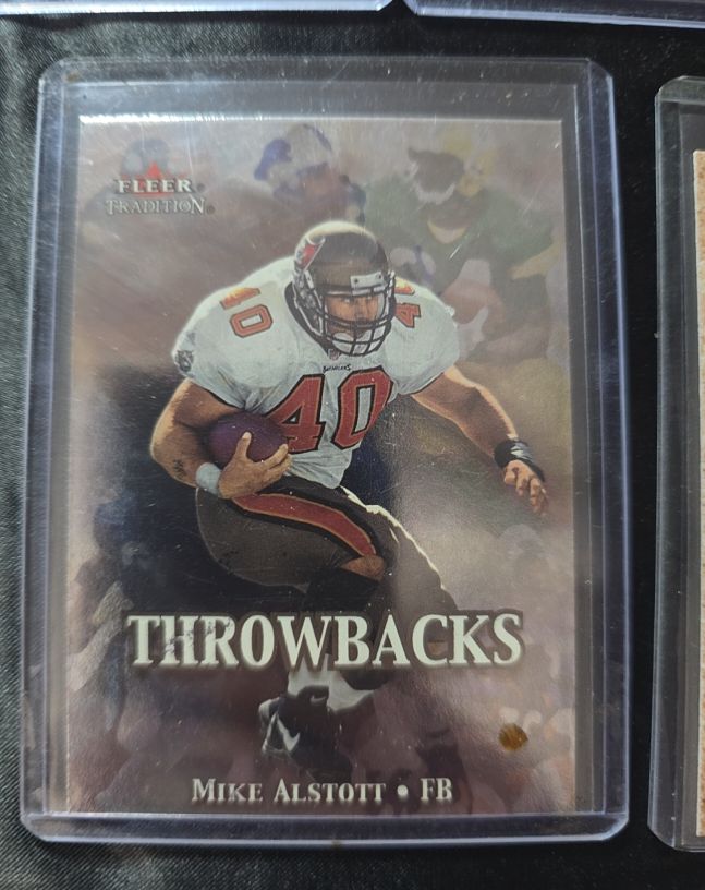 2000 Fleer Tradition Throwbacks #14T Mike Alstott — front
