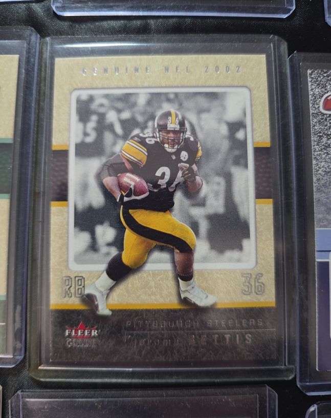 2002 Fleer Genuine #40 Jerome Bettis — front