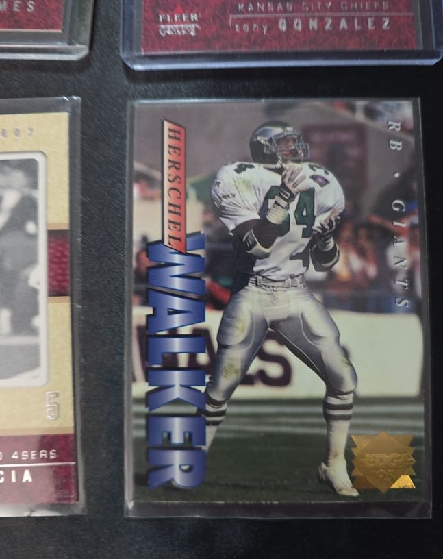 1992 Upper Deck #20 Herschel Walker — front