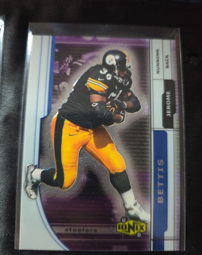 2000 Upper Deck Ionix #46 Jerome Bettis — front