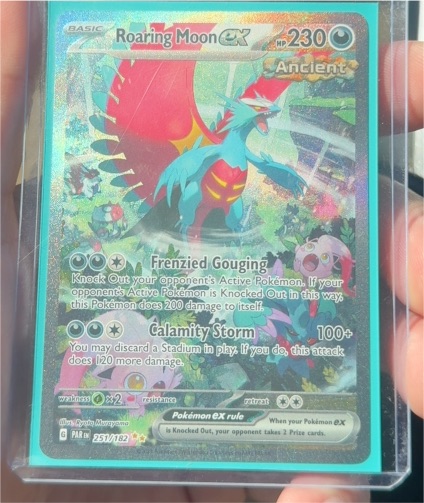 2022 Pokémon SV04: Paradox Rift #251 Roaring Moon — front