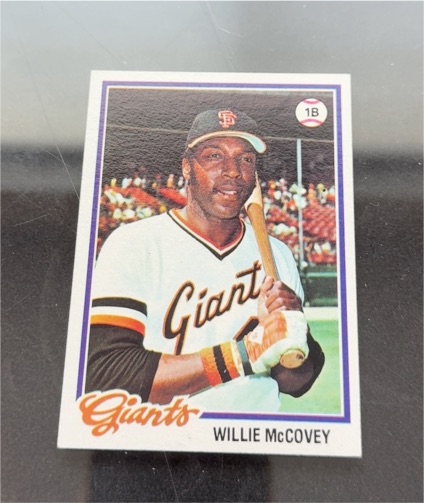1978 Topps #34 Willie McCovey — front