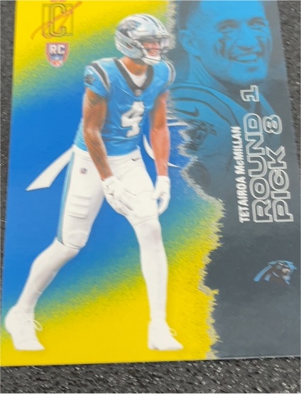 2025 Topps Signature Class #230 Tetairoa McMillan Rookie — front