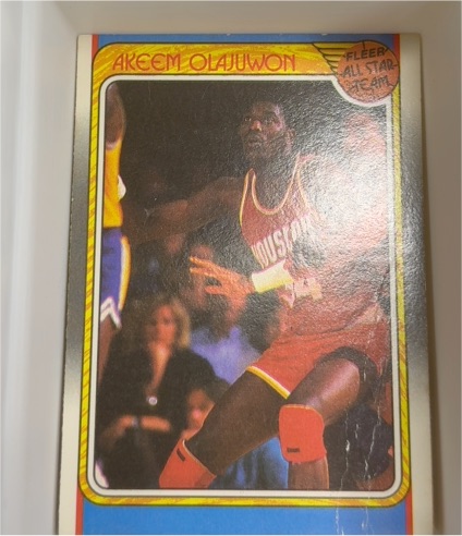1988-89 Fleer #126 Hakeem Olajuwon — front
