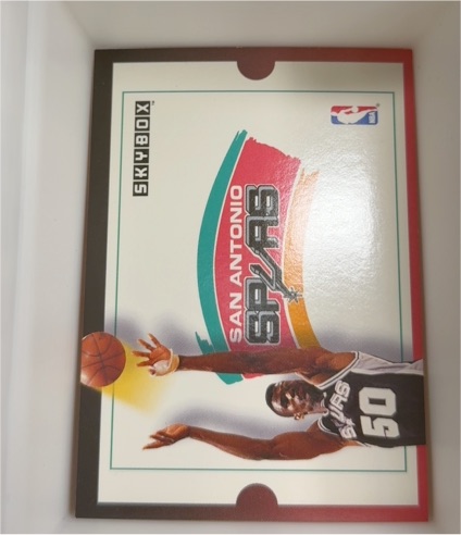 1992-93 SkyBox #305 David Robinson — front