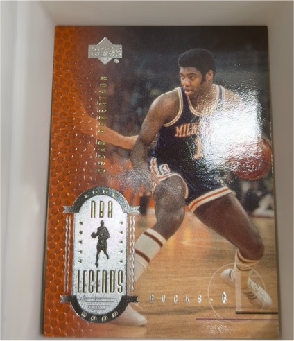 1999-00 Upper Deck NBA Legends #8 Oscar Robertson — front