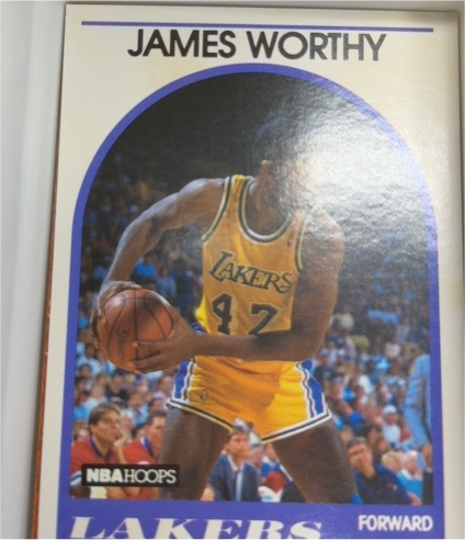 1989-90 NBA Hoops #210 James Worthy — front