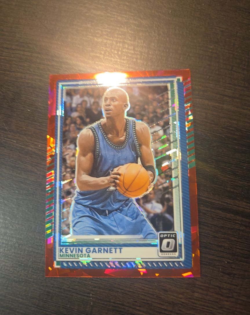 2025 Panini Donruss Optic #166 Kevin Garnett — front