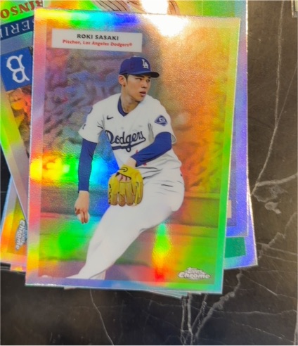 2025 Topps Chrome Platinum #55DH-9 Roki Sasaki & Yoshinobu Yamamoto - Dodgers RC — front