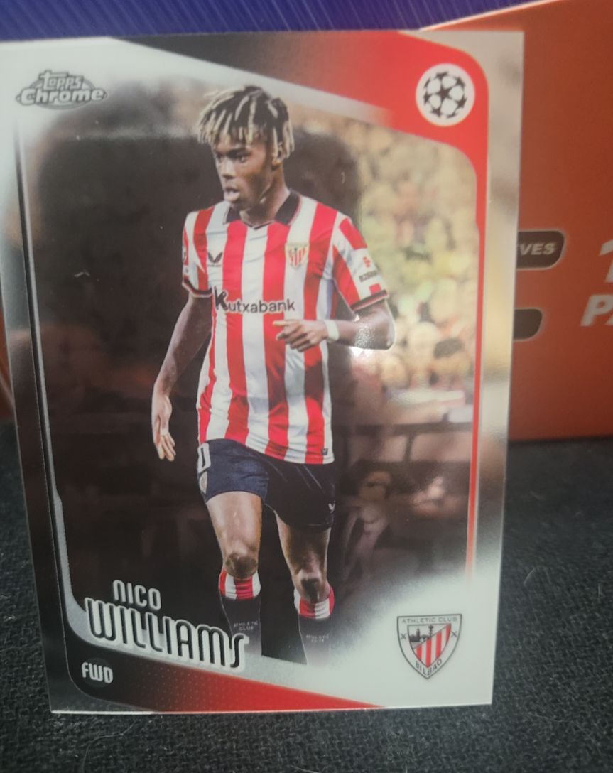 2025-26 Topps Chrome UEFA Club Competitions #38 Nico Williams — front