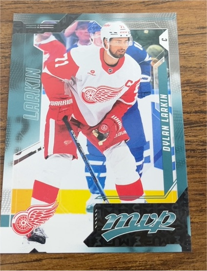 2026-27 Upper Deck MVP #118 Dylan Larkin — front