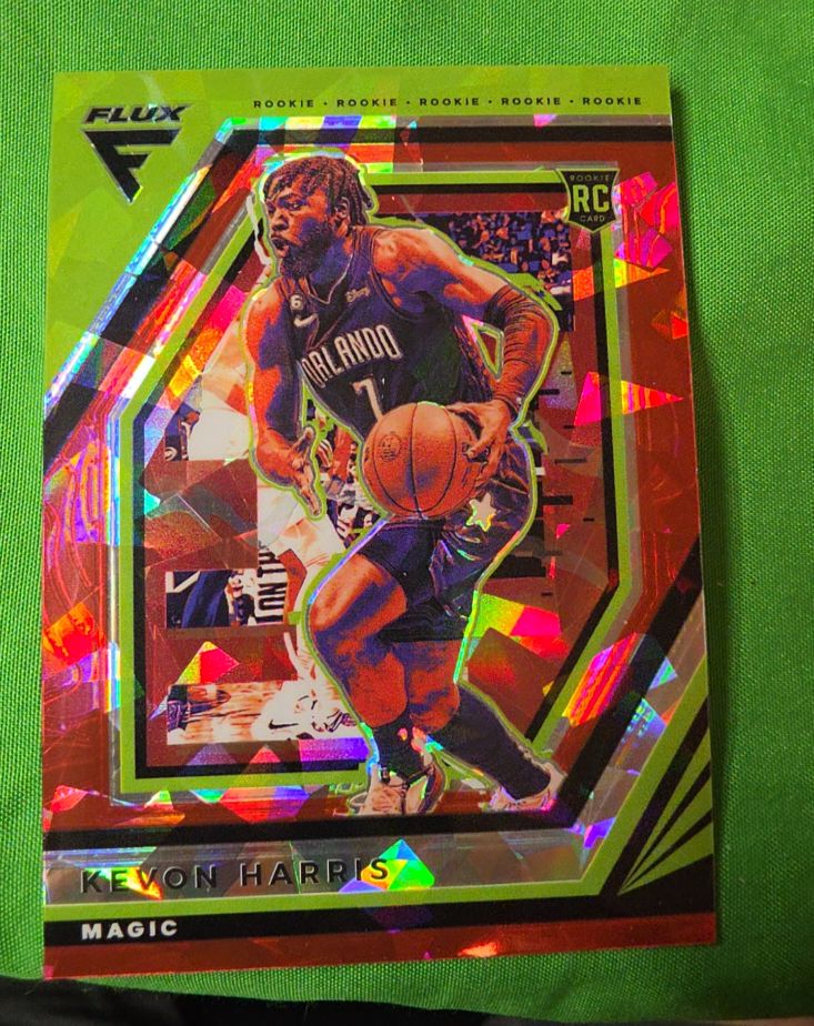 2022-23 Panini Flux #225 Kevon Harris — front