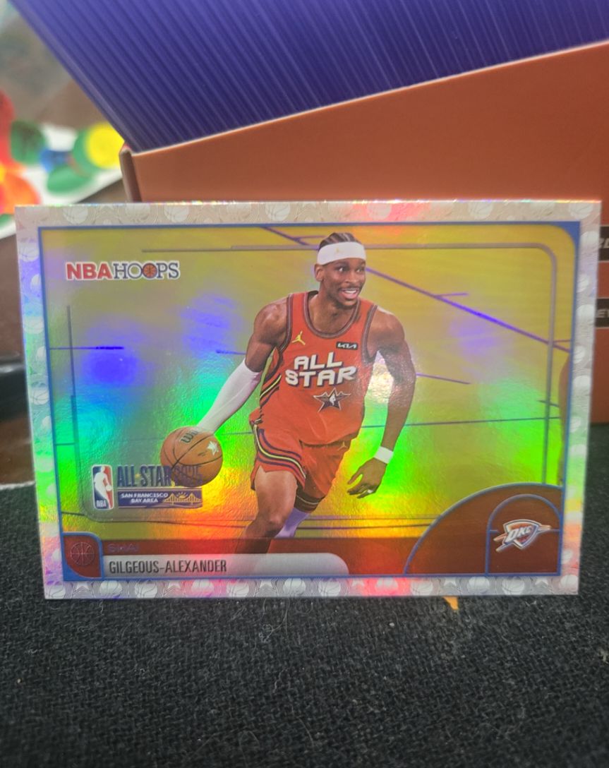 2025 Topps NBA Hoops #286 Shai Gilgeous-Alexander — front