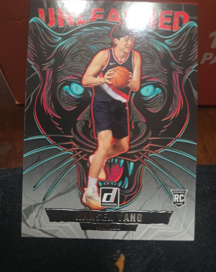 2025-26 Panini Donruss Unleashed #1 Hansen Yang Rookie — front