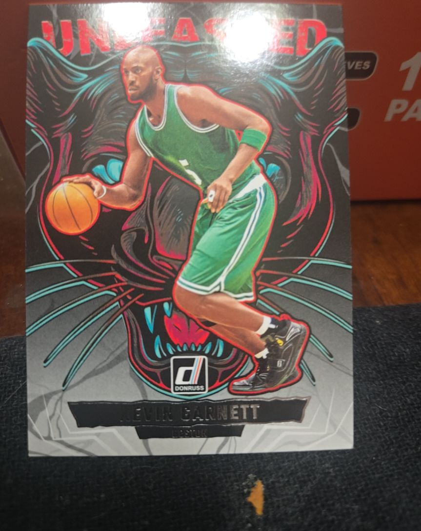 2025-26 Panini Donruss #15 Kevin Garnett Unleashed — front