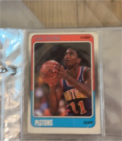 1988-89 Fleer #45 Isiah Thomas — front