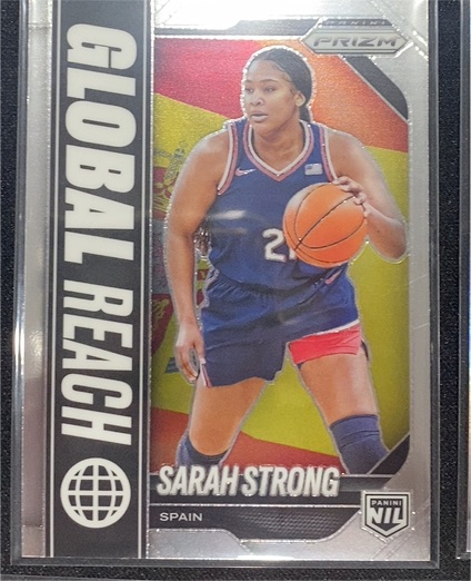 2025-26 Panini Prizm #20 Sarah Strong — front