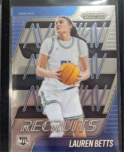 2025-26 Panini Prizm #25 Lauren Betts — front