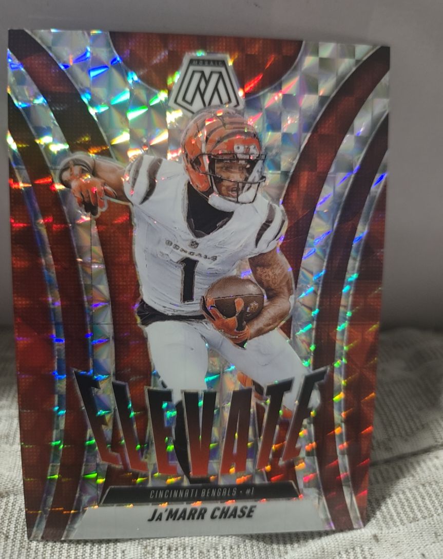 2025 Panini Mosaic Elevate #14 Ja'Marr Chase — front