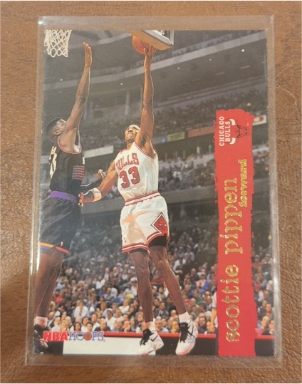 1992-93 NBA Hoops #367 Scottie Pippen — front