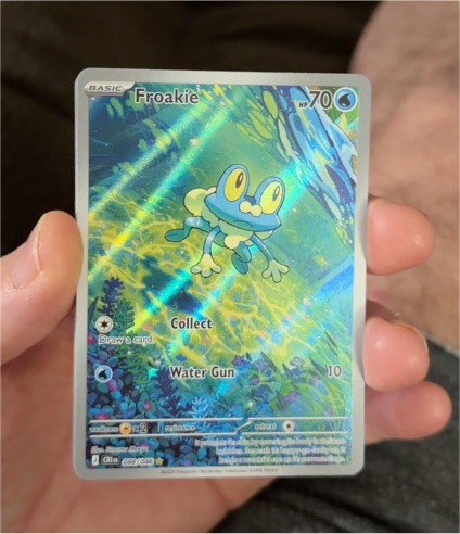 2023 Pokémon #088/086 Froakie Crown Zenith — front