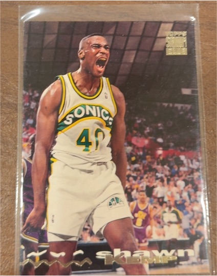 1993-94 Topps Stadium Club #222 Shawn Kemp — front