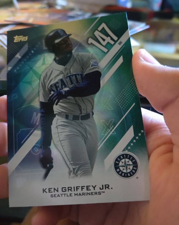2026 Topps #147 Ken Griffey Jr. — front
