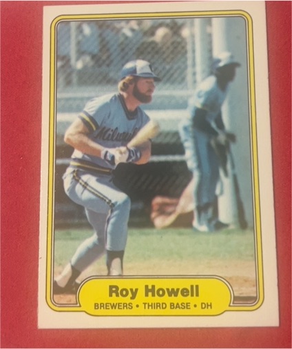 1982 Fleer #145 Roy Howell Milwaukee Brewers — front