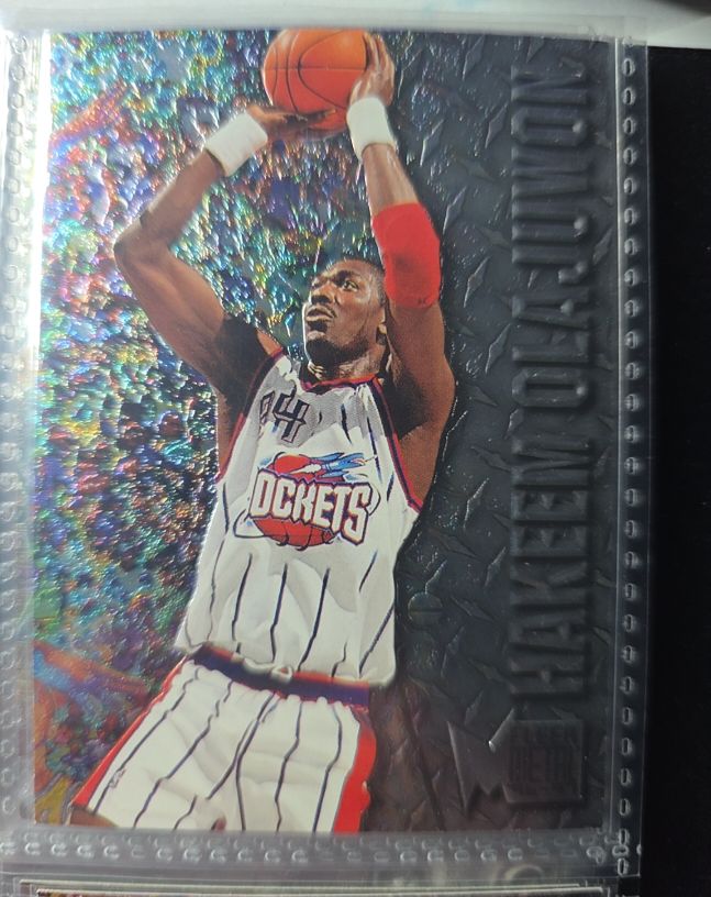 1996-97 Fleer Metal #38 Hakeem Olajuwon — front