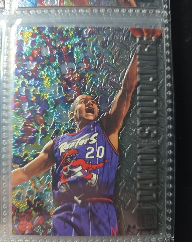 1996-97 Fleer Metal #98 Damon Stoudamire — front