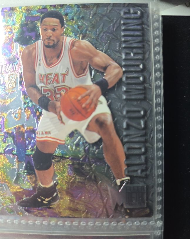 1996-97 Fleer Metal #53 Alonzo Mourning — front