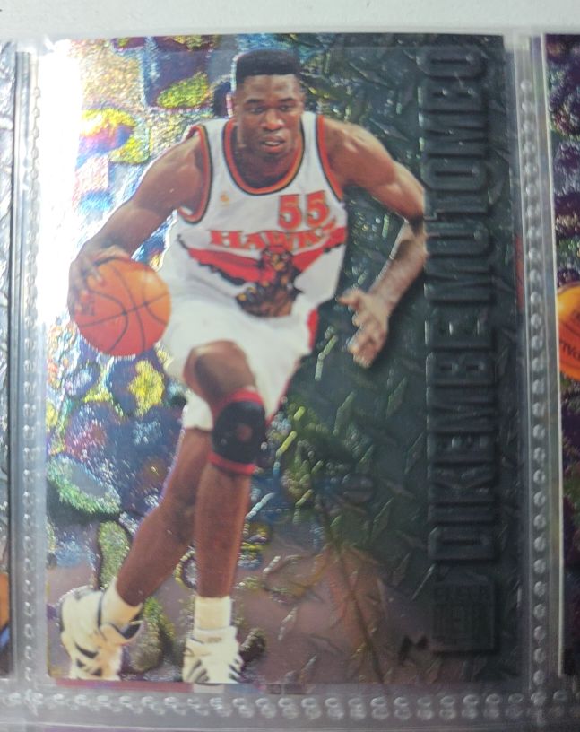 1996-97 Fleer Metal #152 Dikembe Mutombo — front